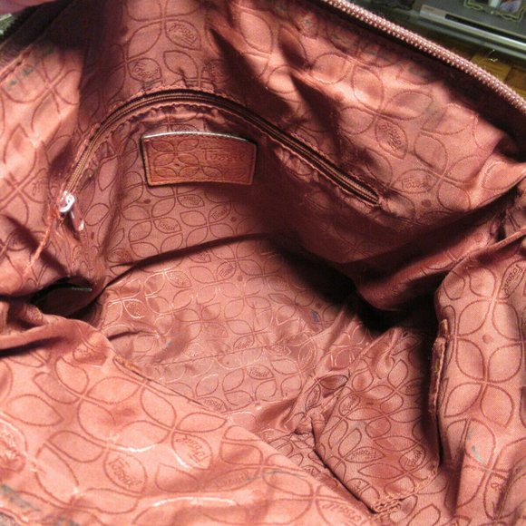 Medium Red Leather Fossil bag. - Picture 5 of 12